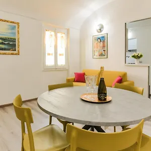Magnolia-machin 57 Appartamento